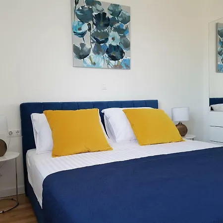 Petra's Place - Sea View Apartment *