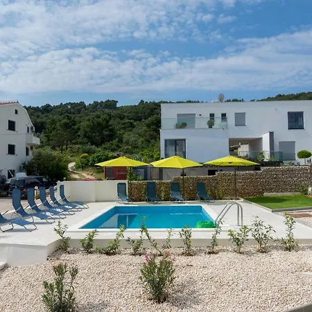Petra's Place - Sea View Slatine